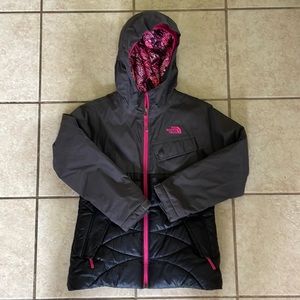 Girl’s The Northface ski coat.